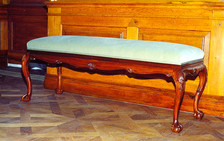 sofa - nosticův palác